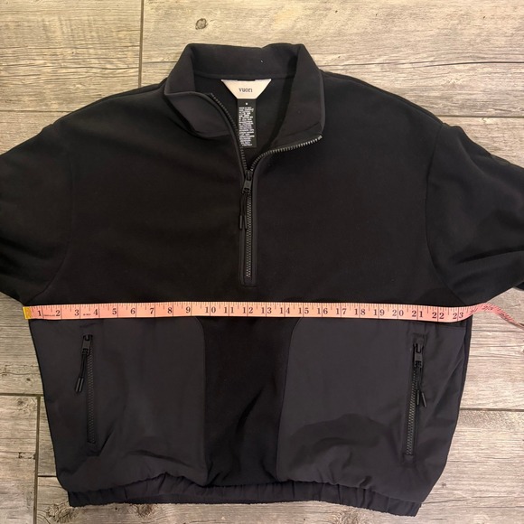 Vuori Black Fleece Quarter Zip Pullover Athletic Sweatshirt Women's Size M - Picture 8 of 8